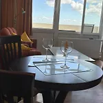 Tief 10 Strandkieker Meerblick 1102 *